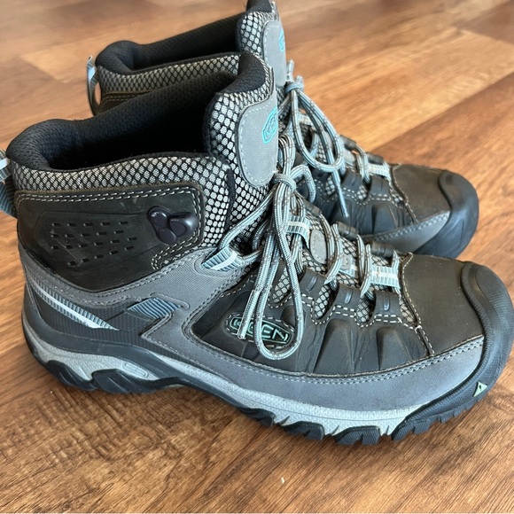 Keen Targhee III Waterproof Mid Hiking Boot Women 8 Gorpcore Outdoor Gray Brown - Picture 1 of 10